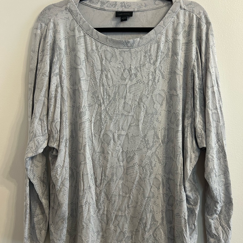 J Jill Shirt Wearever Collection Size Large Gray Snake Print Long Sleeve Stretch